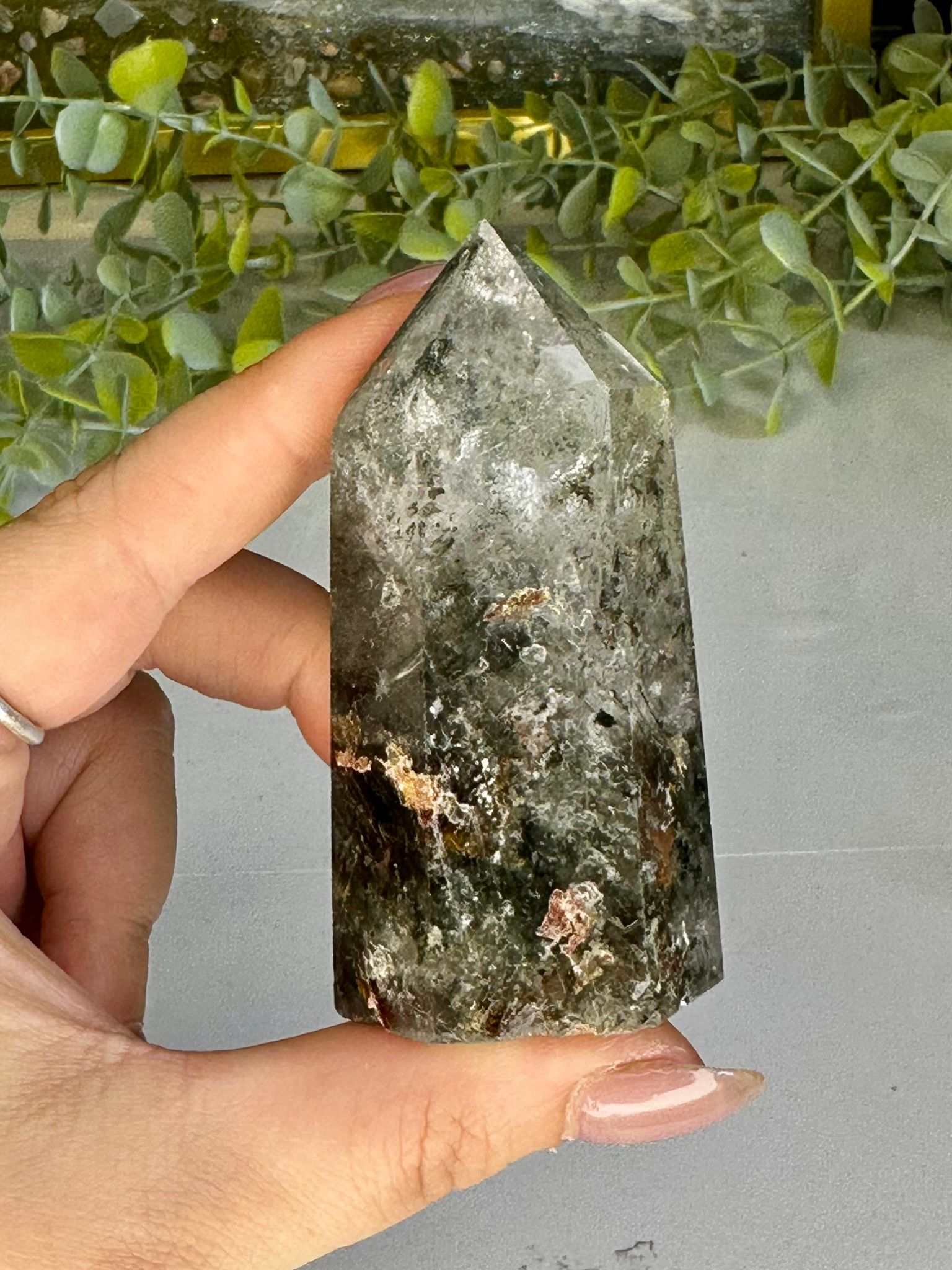 Green Garden Quartz Tower