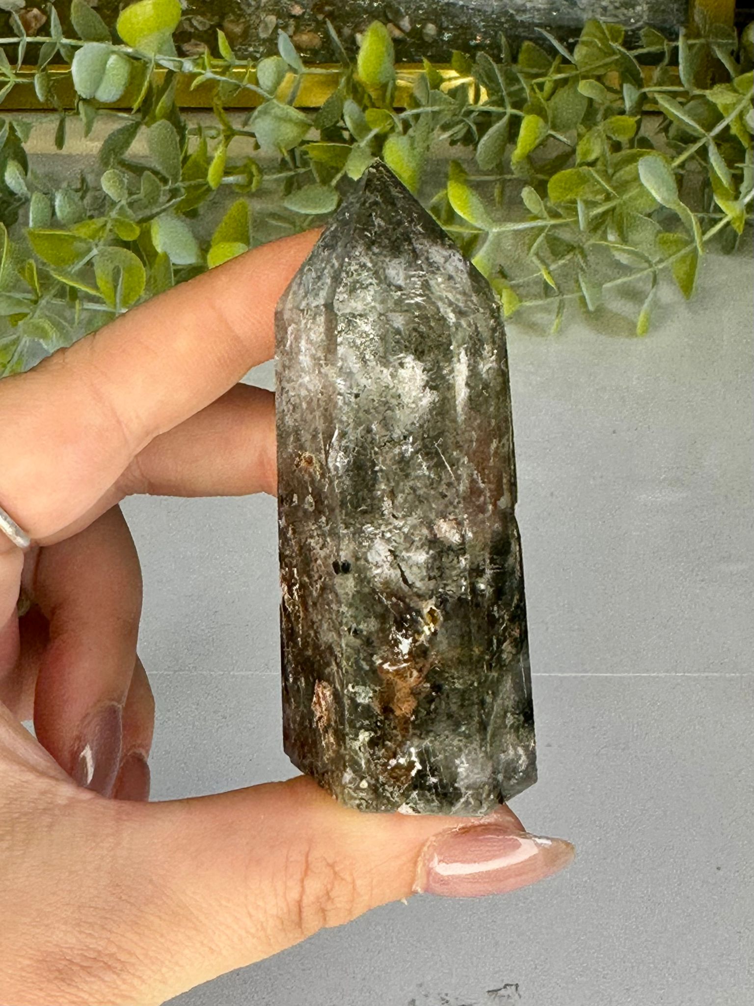 Green Garden Quartz Tower