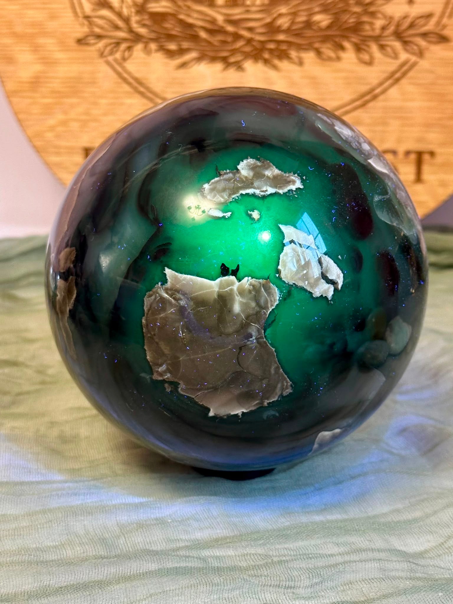 XL Volcano Agate Sphere – UV Reactive