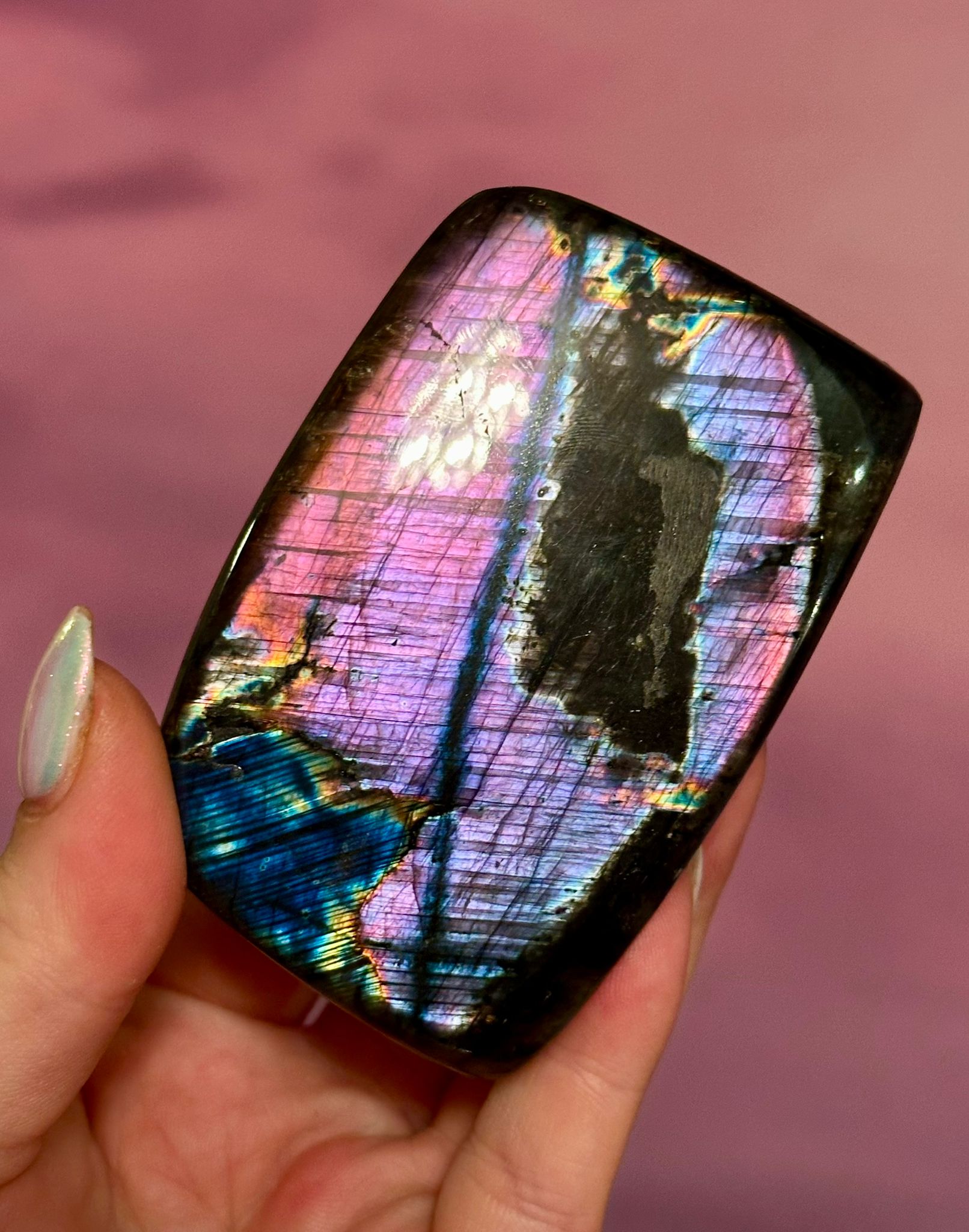 Veil of Aurora Labradorite — Vaelaris