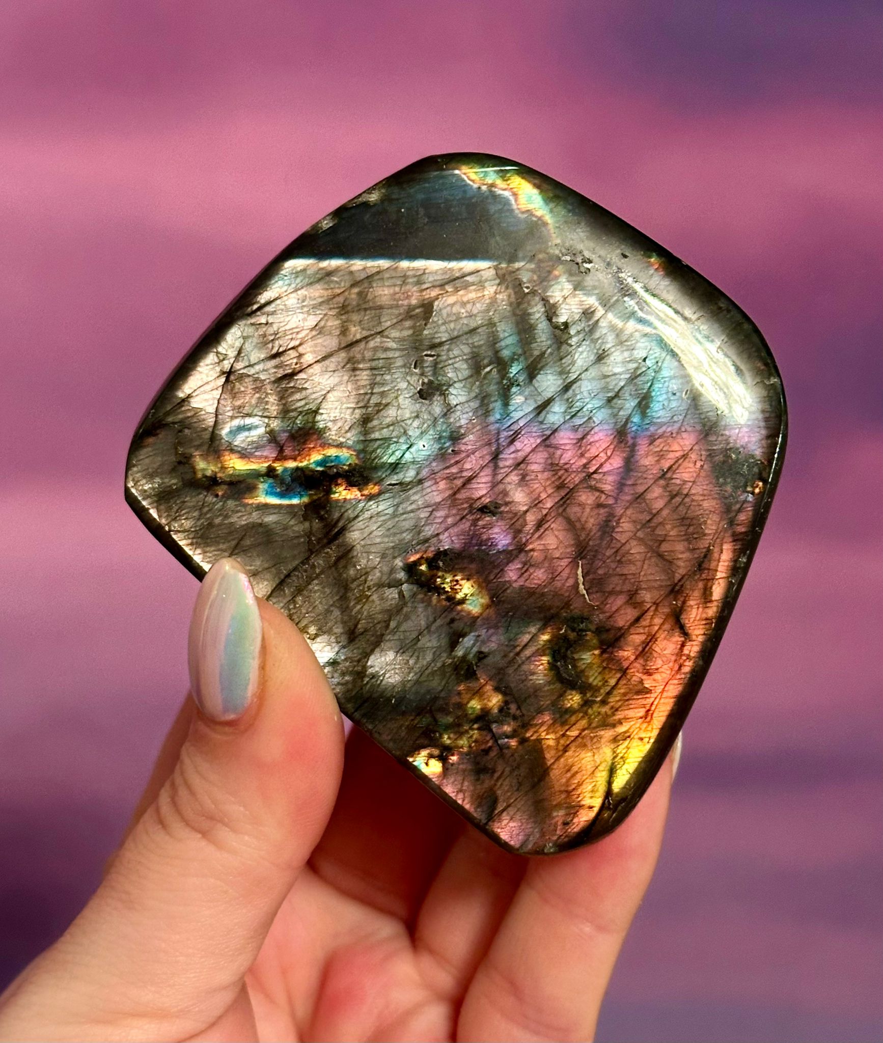 Veil of Aurora Labradorite — Serenythra