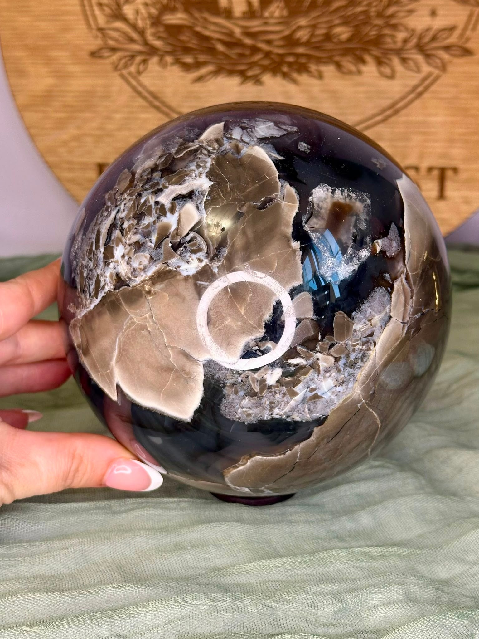 XL Volcano Agate Sphere – UV Reactive