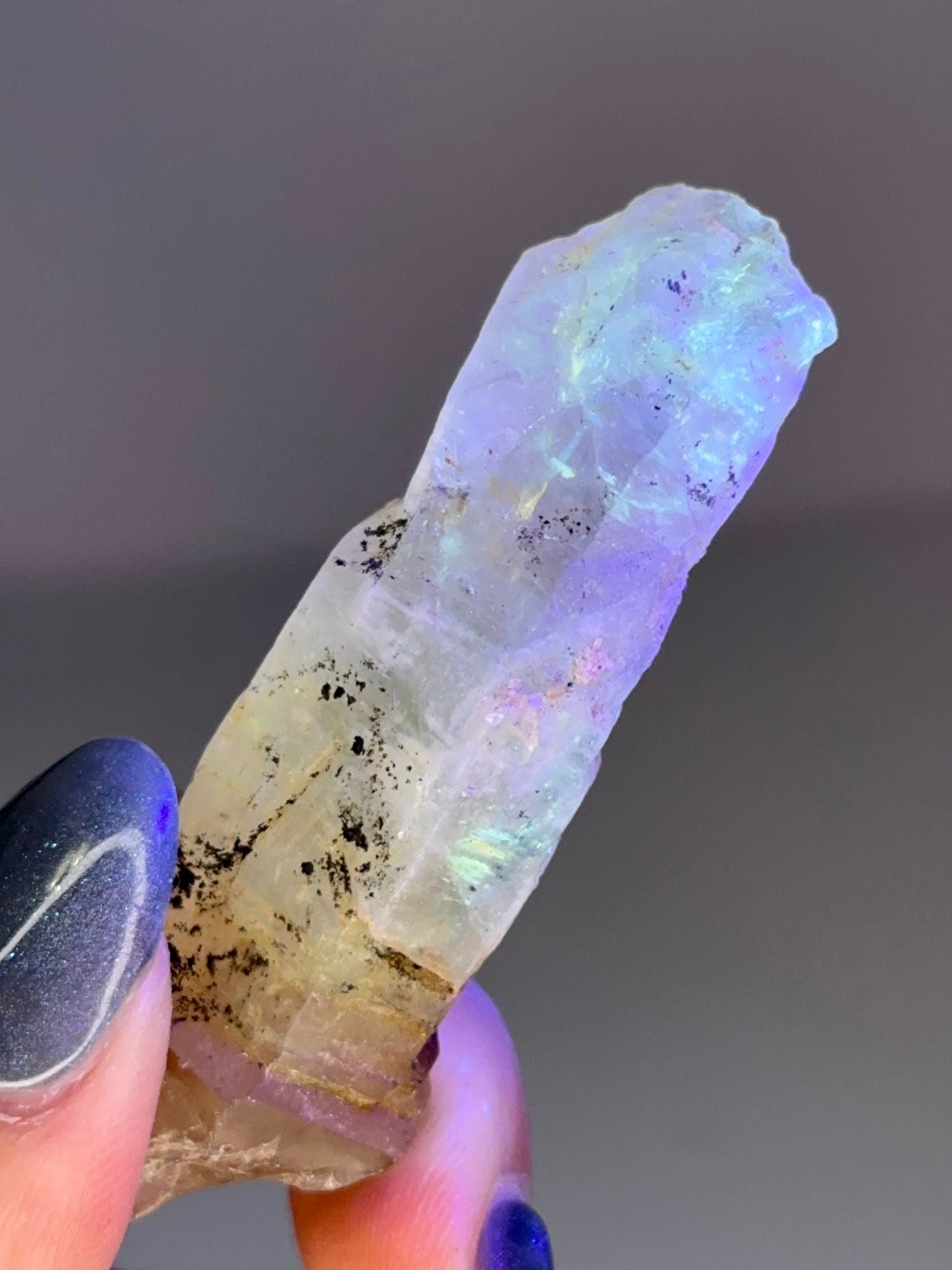 Large Petroleum Quartz Sceptre