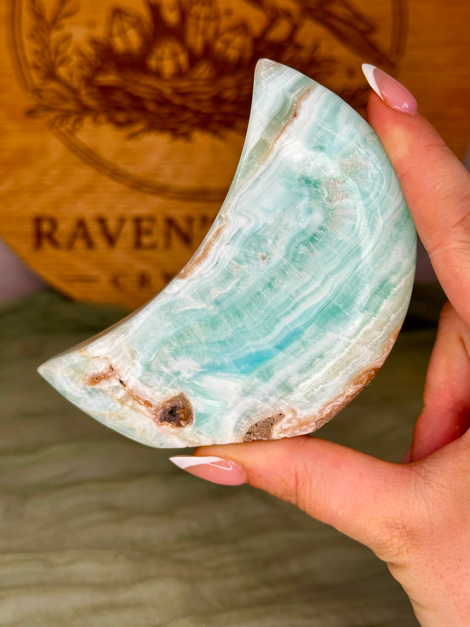 Standing Caribbean Calcite Moon