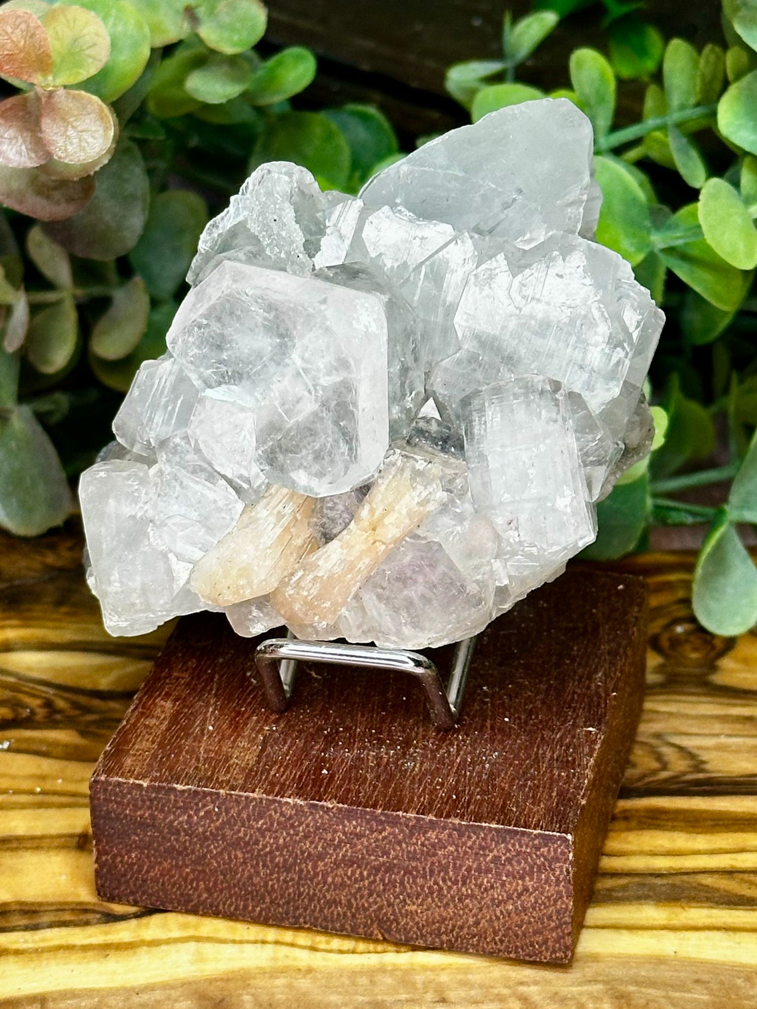 Clear Apophyllite with Peach Stilbite