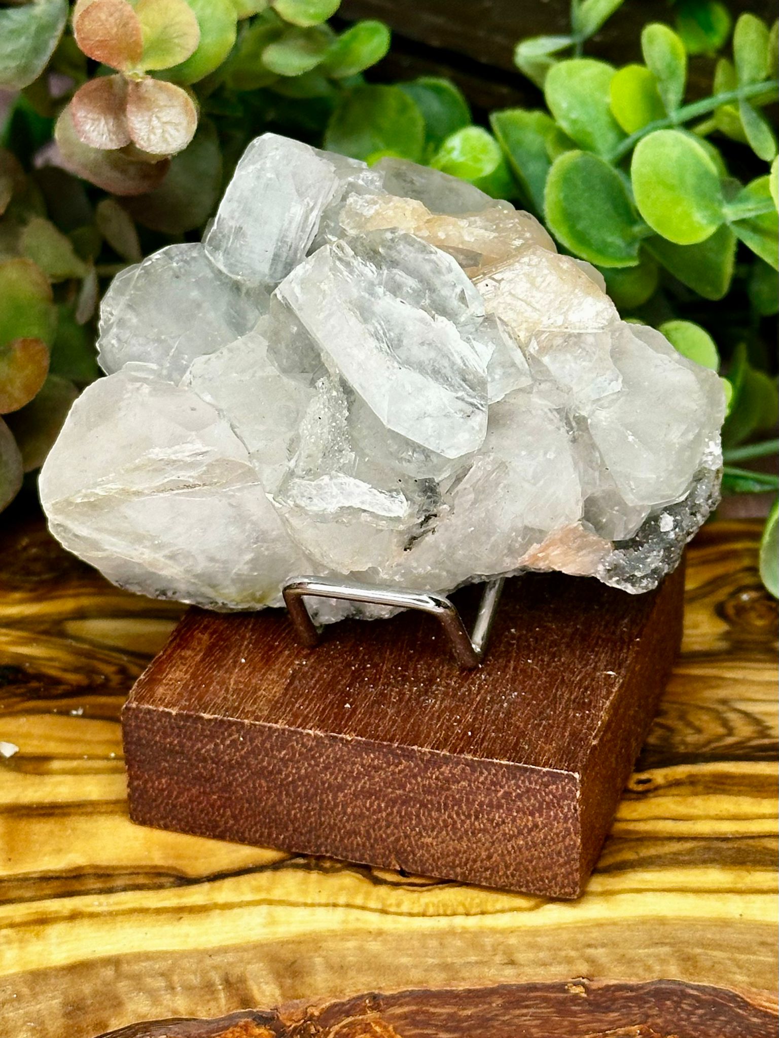 Clear Apophyllite with Peach Stilbite