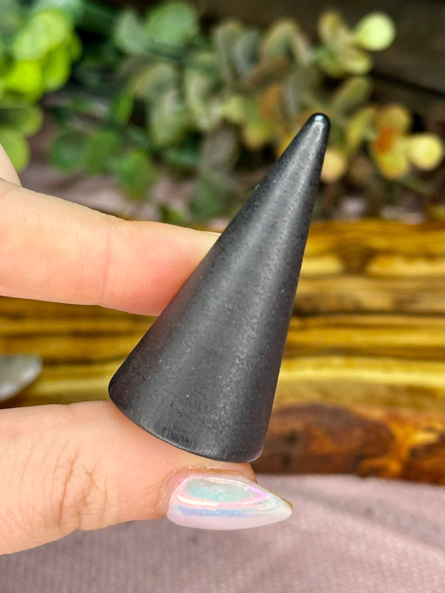 Ring Holder Display Stand – Black Cone Ring Holder