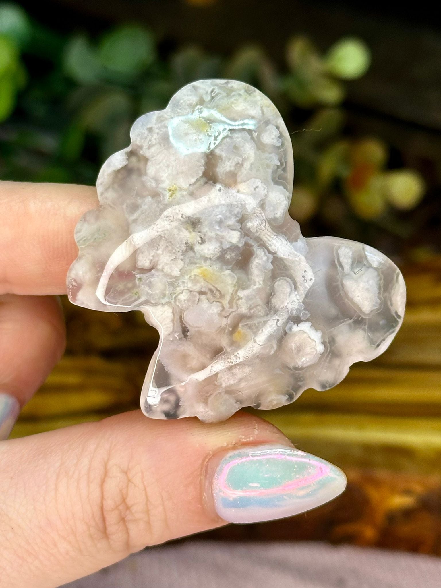 Flower Agate Butterfly Carving
