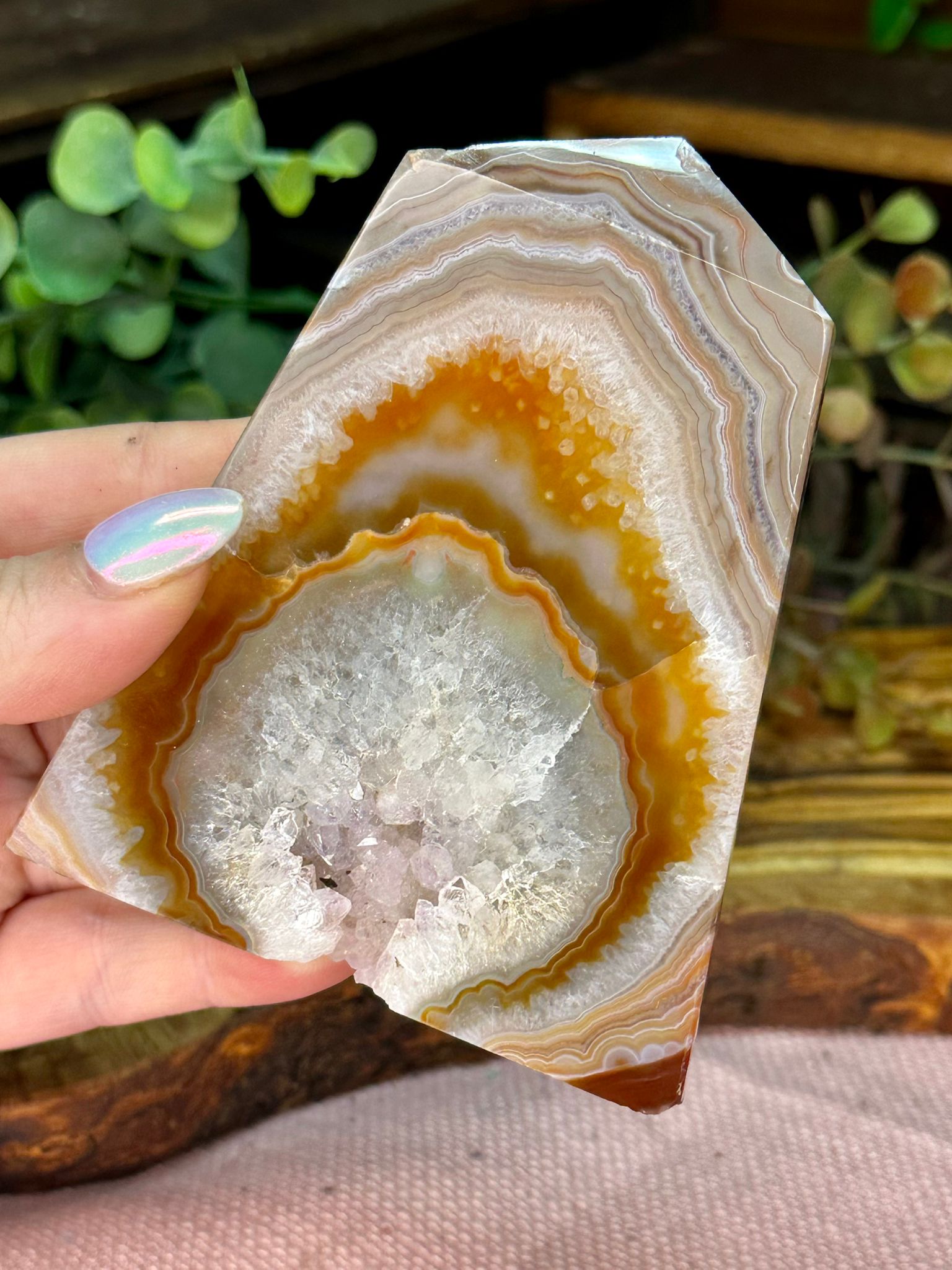 Agate Druzy Tower
