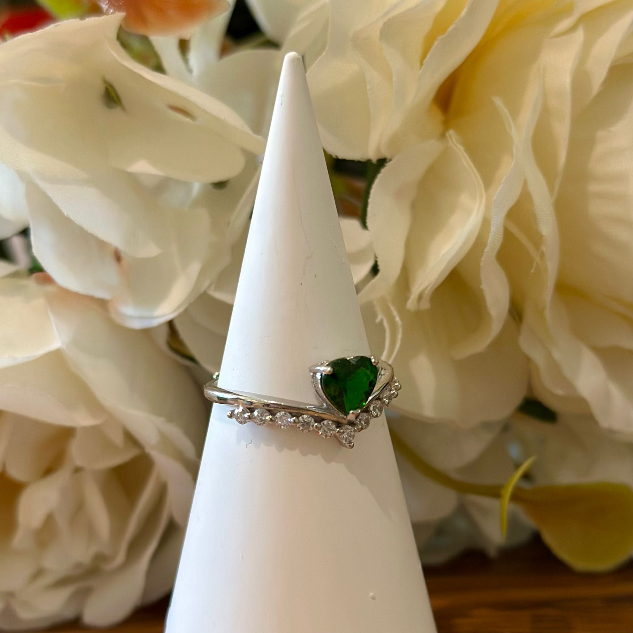 Green Diopside Ring – Heart Cut with Crown Band