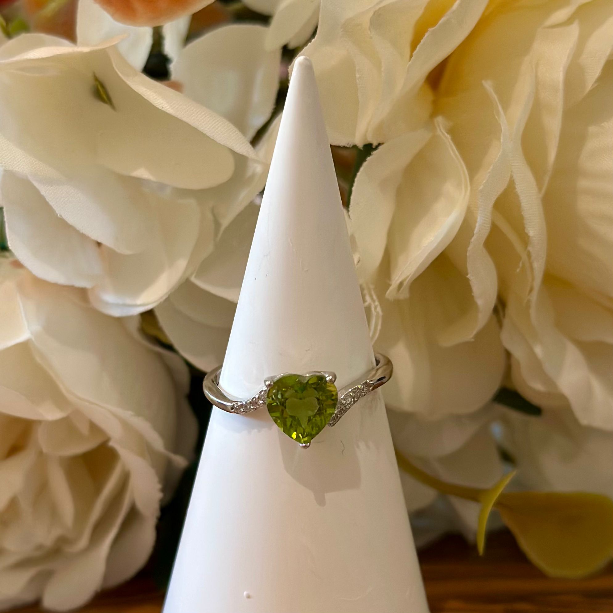 Peridot Ring – Heart Cut Minimal Band