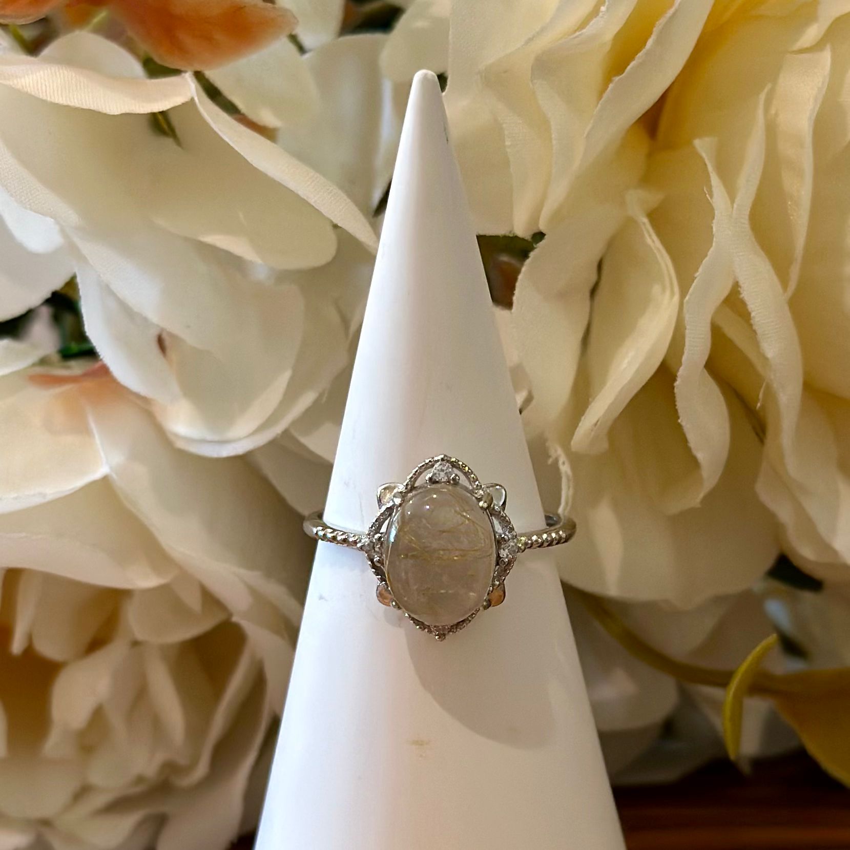 Golden Rutile Ring – Delicate Halo