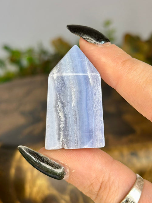 27g Blue Lace Agate mini tower showing fine lace-like banding and polished point